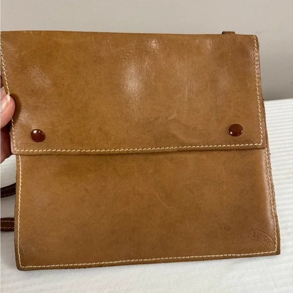 Vintage Le sac Crossbody Bag Tan Leather Messenger Boho Festival Indie Grunge - Picture 10 of 10